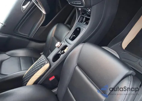 2017 Mercedes-Benz Gla 250 4Matic из США, поврежденный, VIN WDCTG4GB3HJ327354